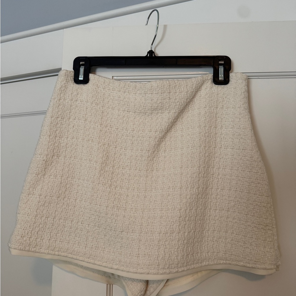 Zara Cream Textured Mini Skort